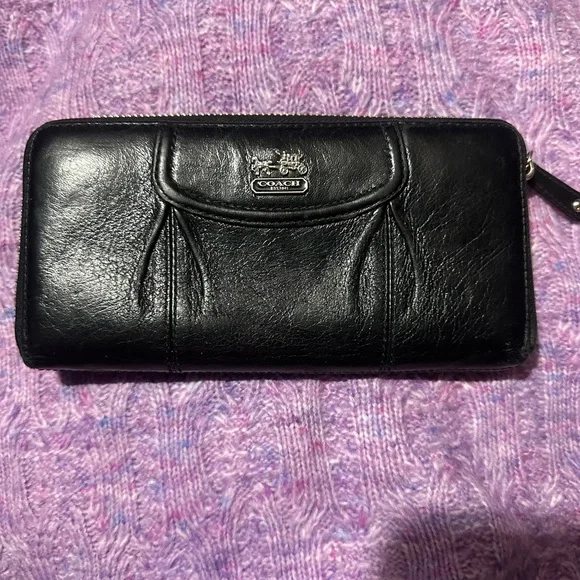 Coach Black Leather Zip Wallet - Picture 1 of 3